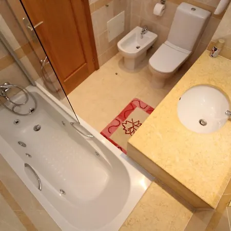 Center & Oura Beach & Strip - *